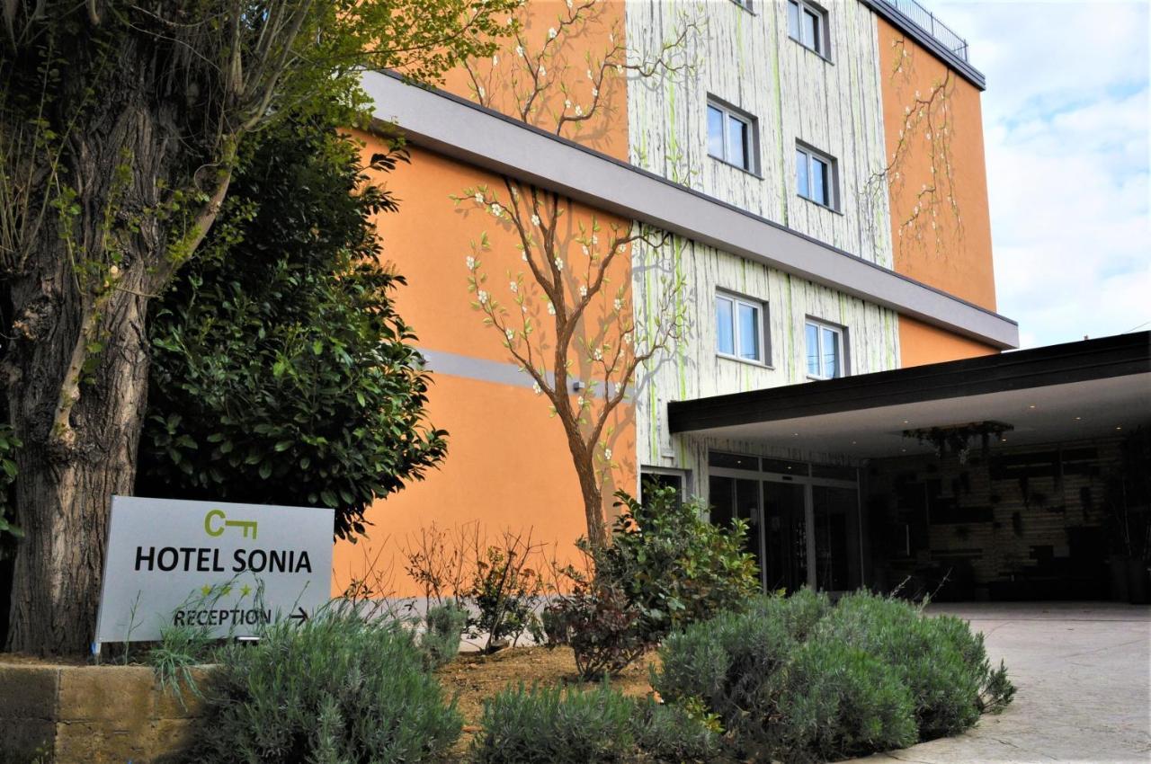 Hotel Sonia Aquilinia Extérieur photo