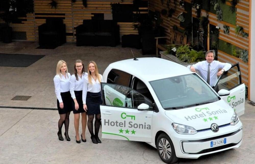 Hotel Sonia Aquilinia Extérieur photo