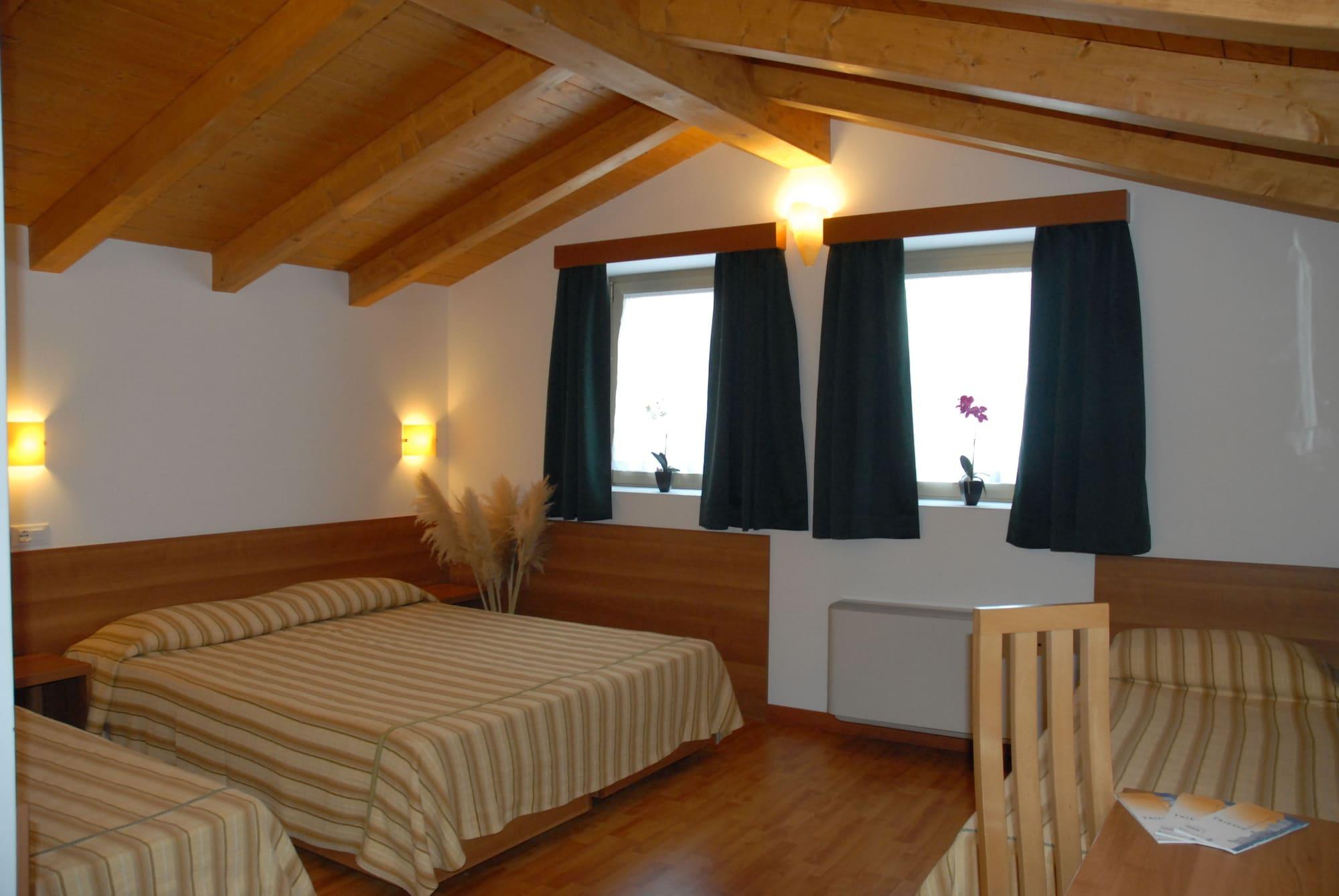 Hotel Sonia Aquilinia Extérieur photo